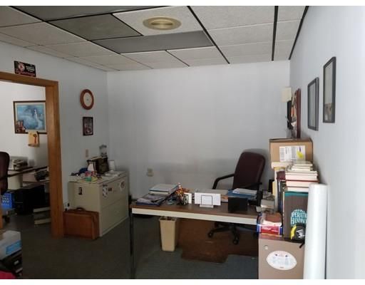 824 Taunton Ave, Seekonk, MA 02771
